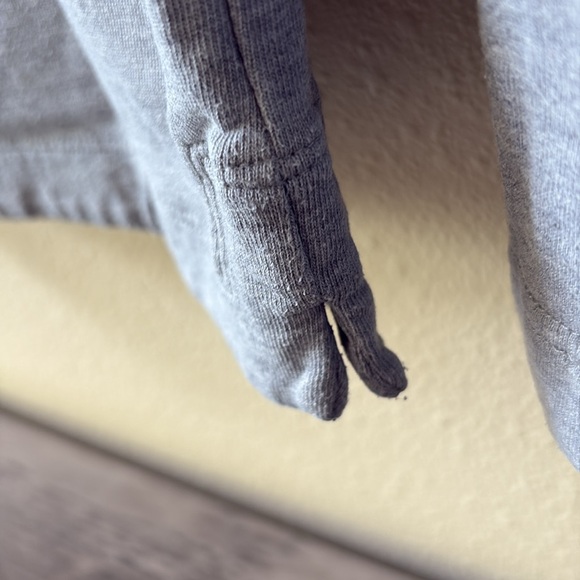 A.P.C. Gray “One Love” Long Sleeve Tee/Thinner Sweatshirt Size Small - Picture 11 of 14